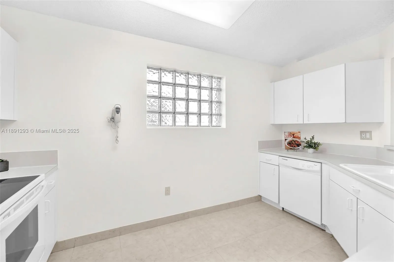 16411 Sapphire Bnd, #16411