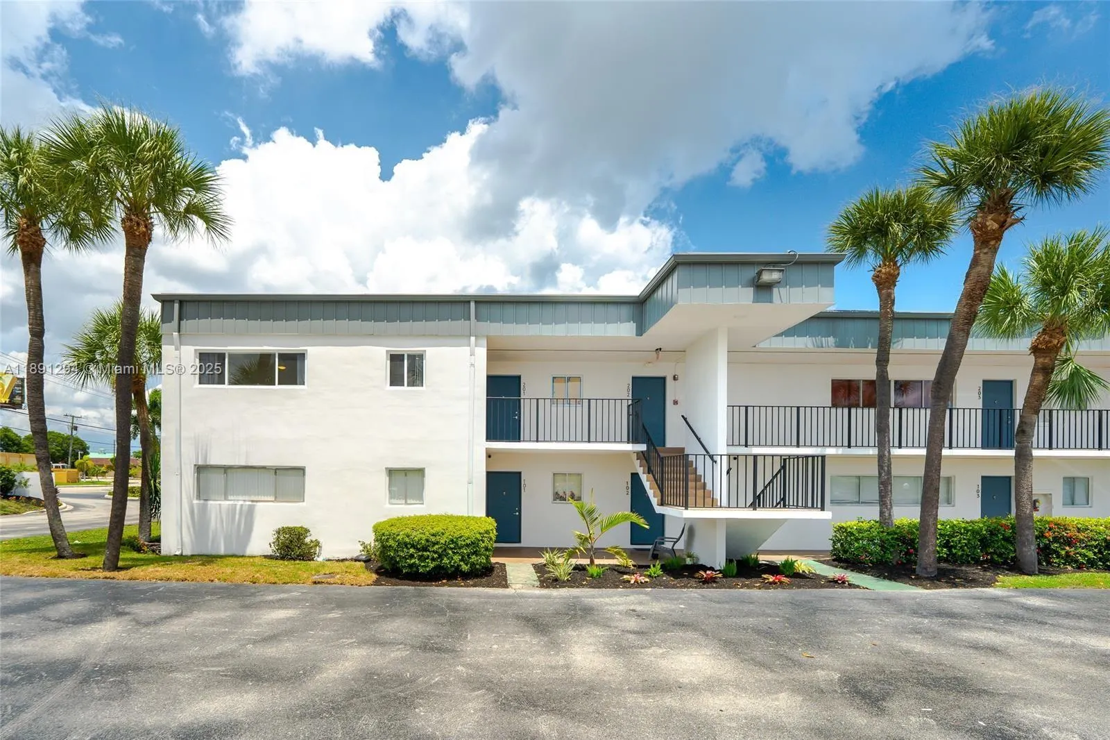 400 S Waterway Dr S, #202