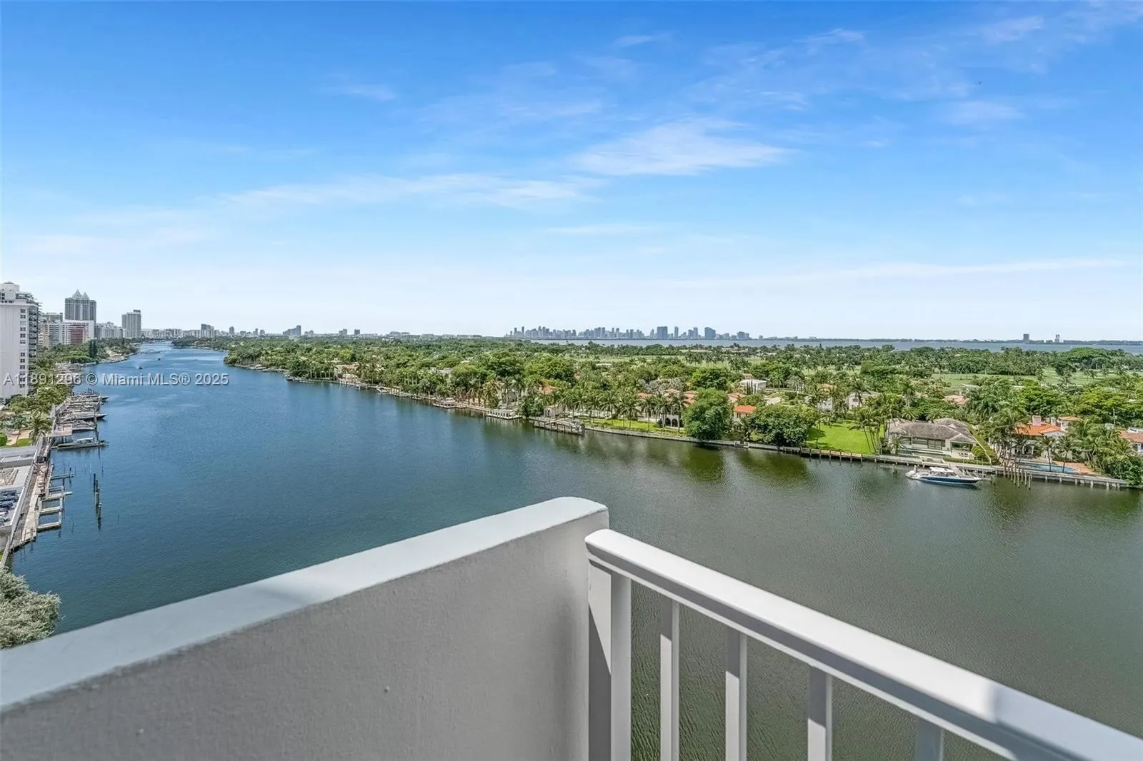 5838 Collins Ave, #11B