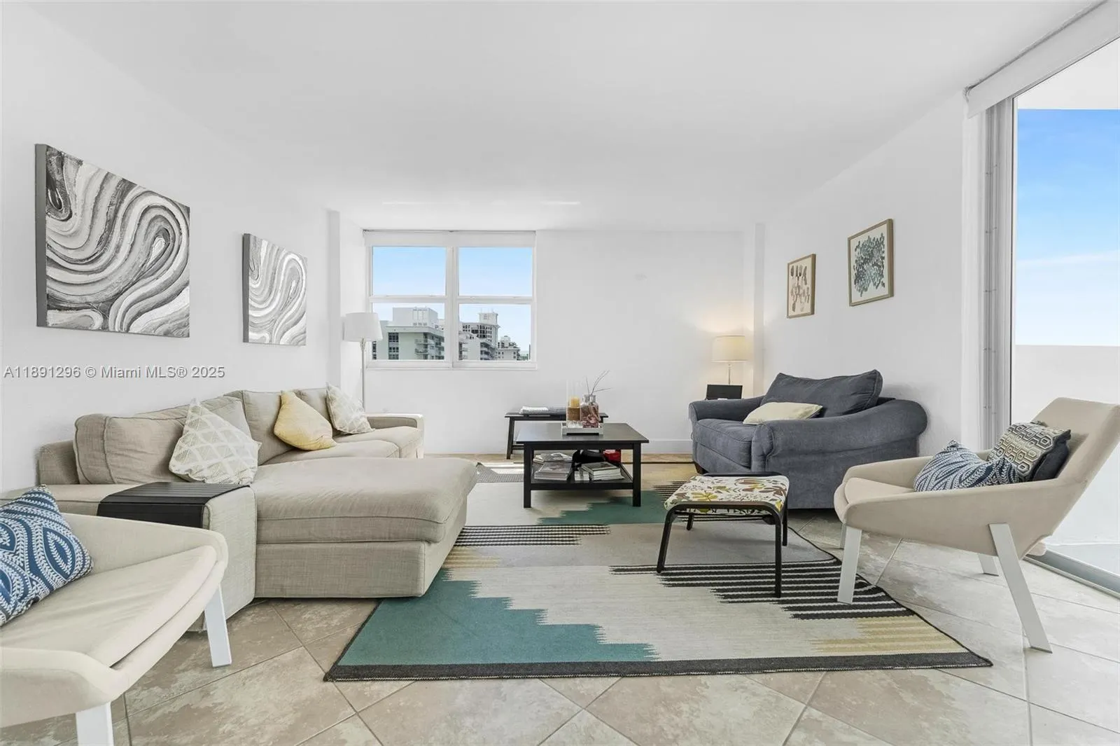 5838 Collins Ave, #11B
