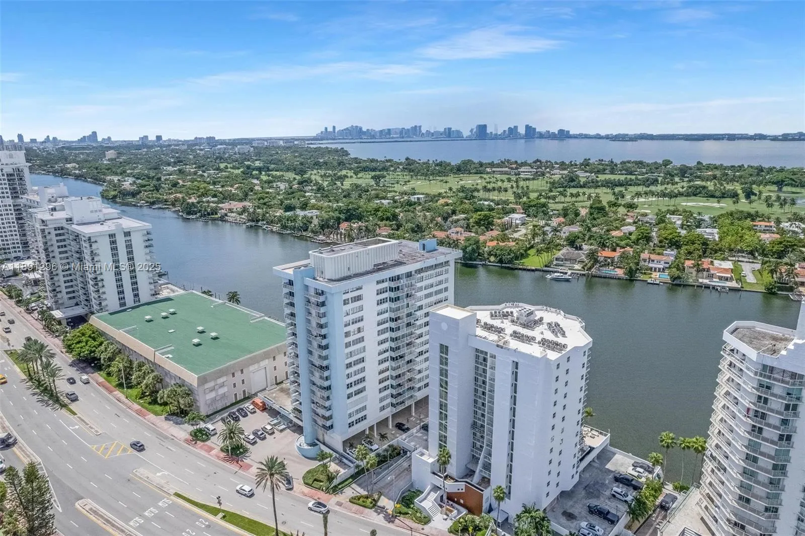 5838 Collins Ave, #11B