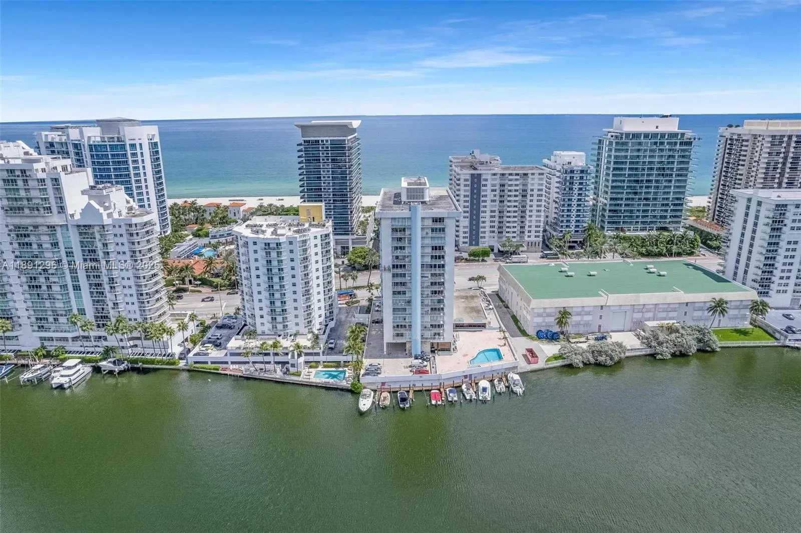 5838 Collins Ave, #11B