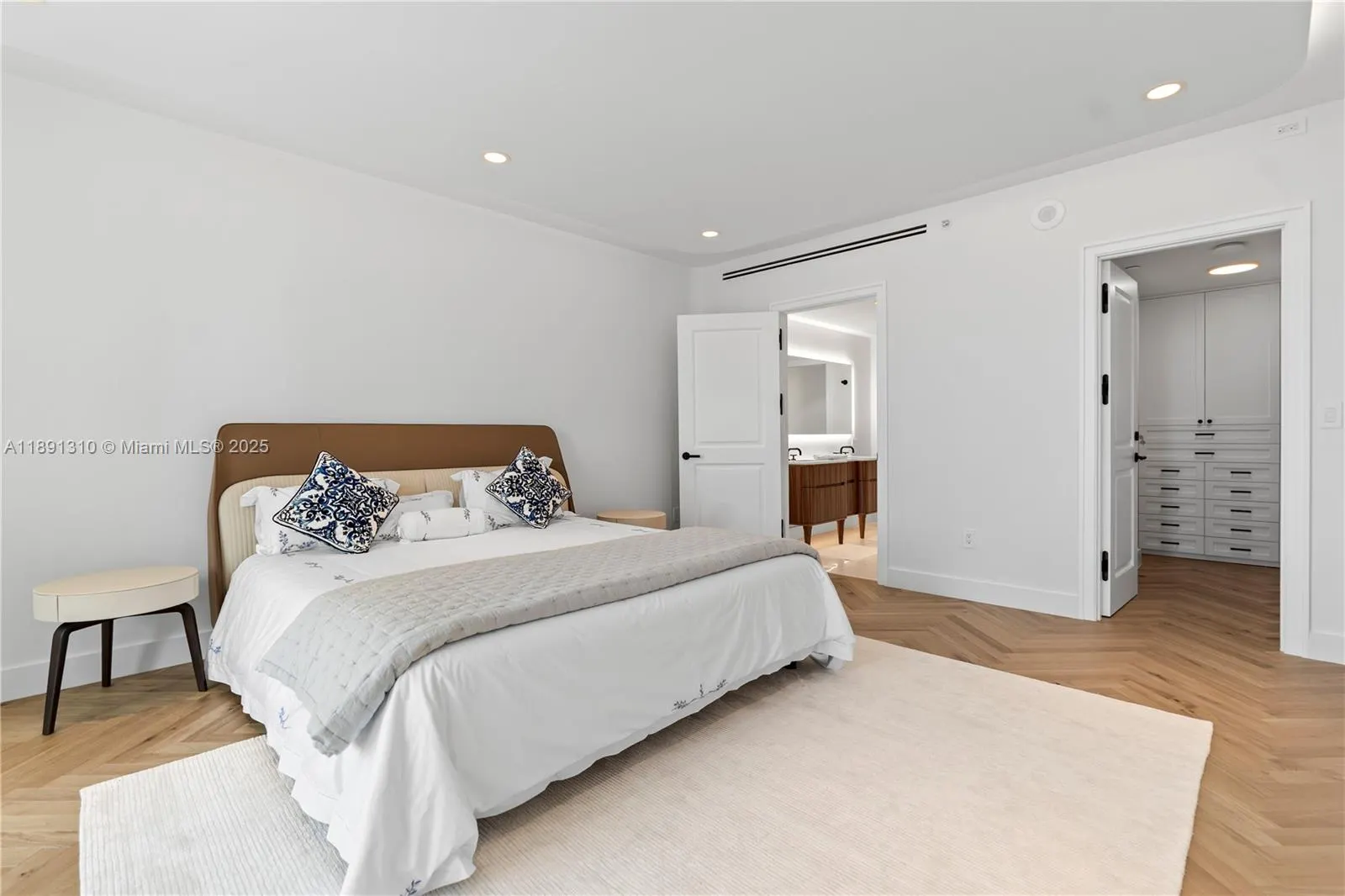 3350 SW 27 AV, #1503