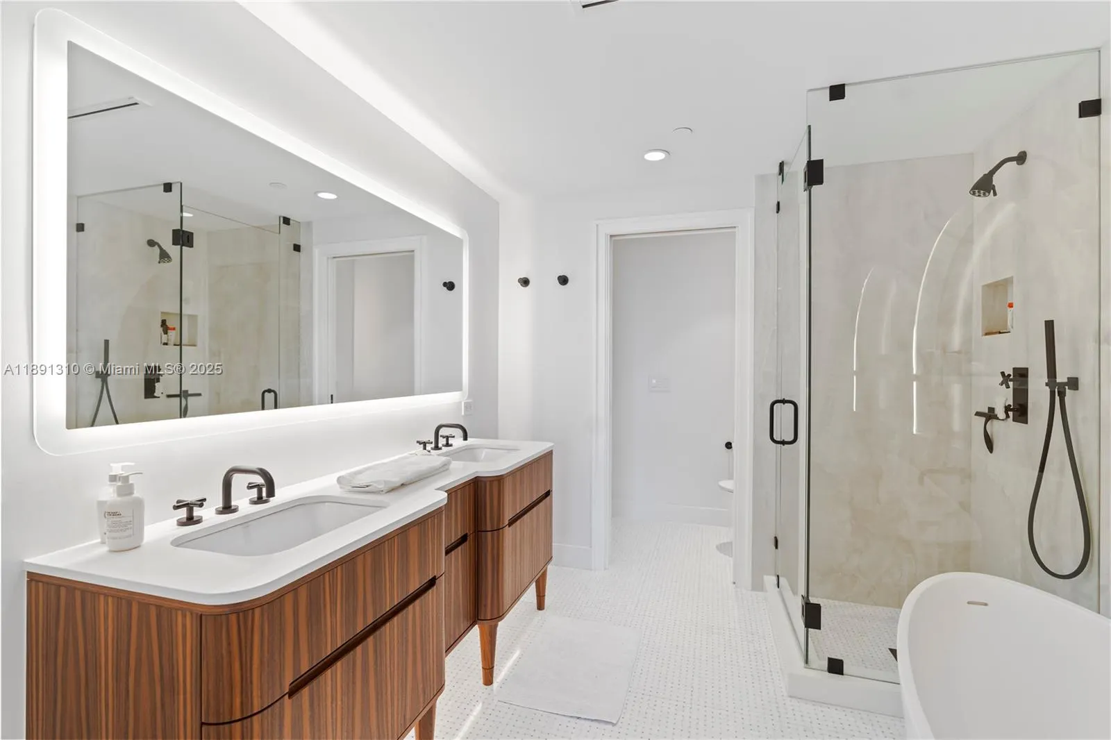 3350 SW 27 AV, #1503