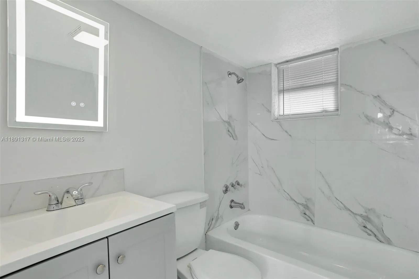2701 NW 18th Ter