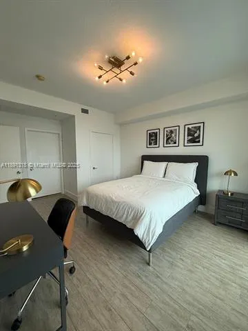 1111 SW 1st Ave, #UPH4017-