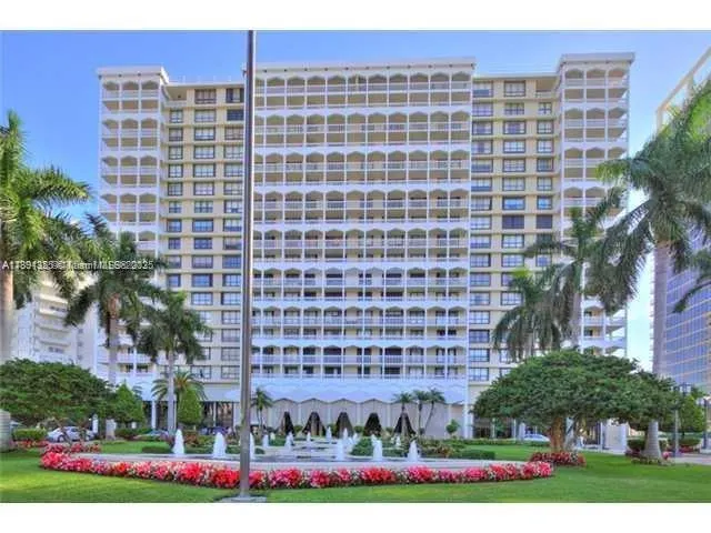 9801 Collins Ave, #11-O