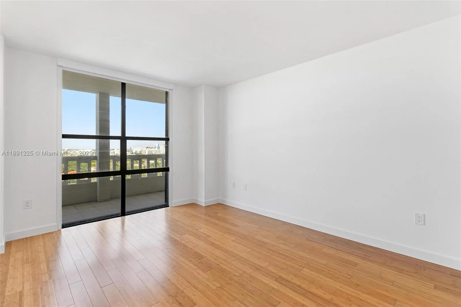 9801 Collins Ave, #11-O