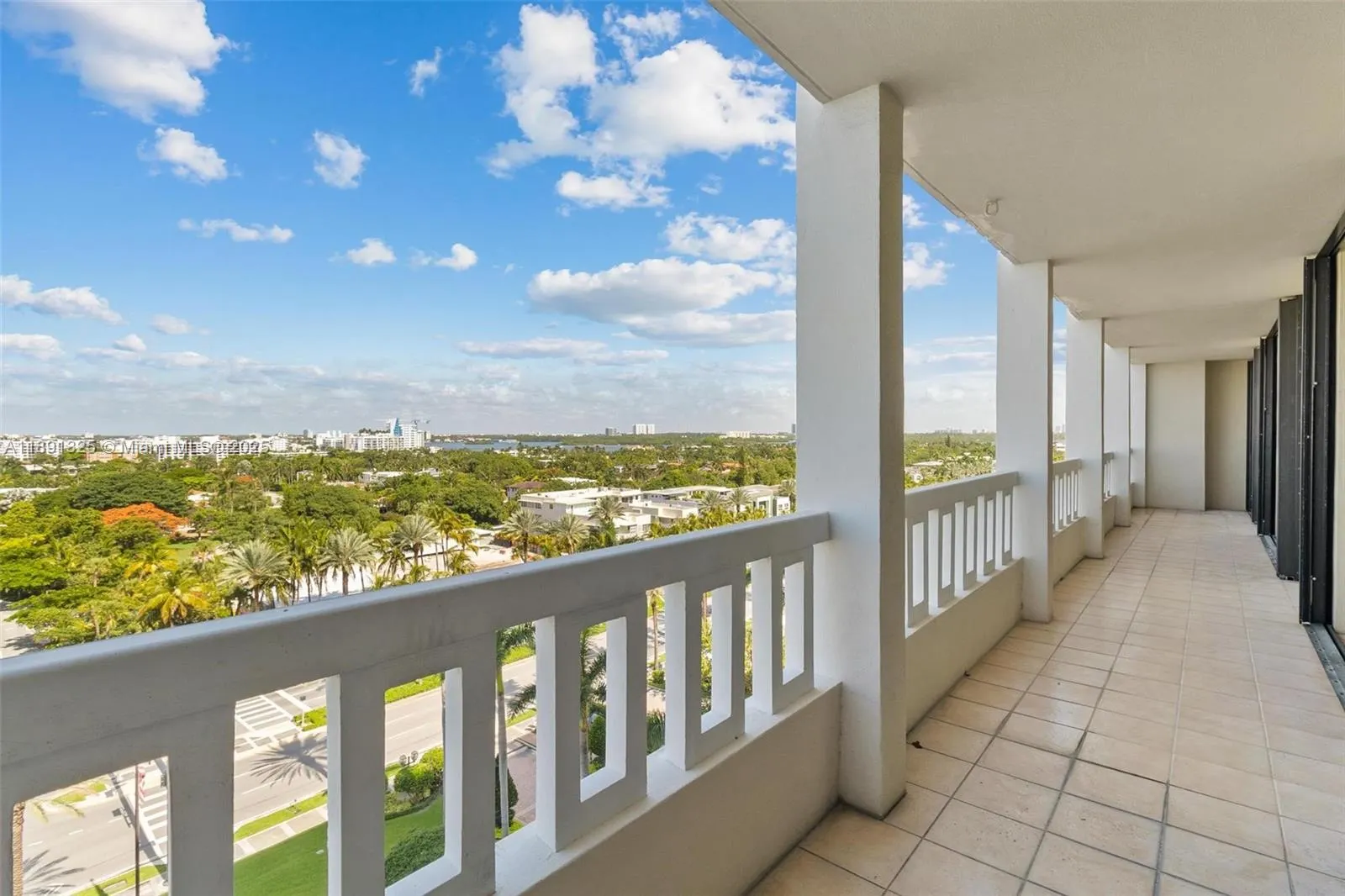 9801 Collins Ave, #11-O