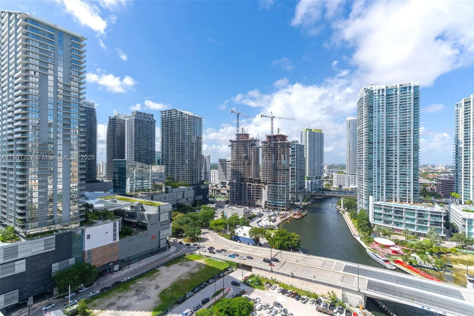 31 SE 5th St, #2607