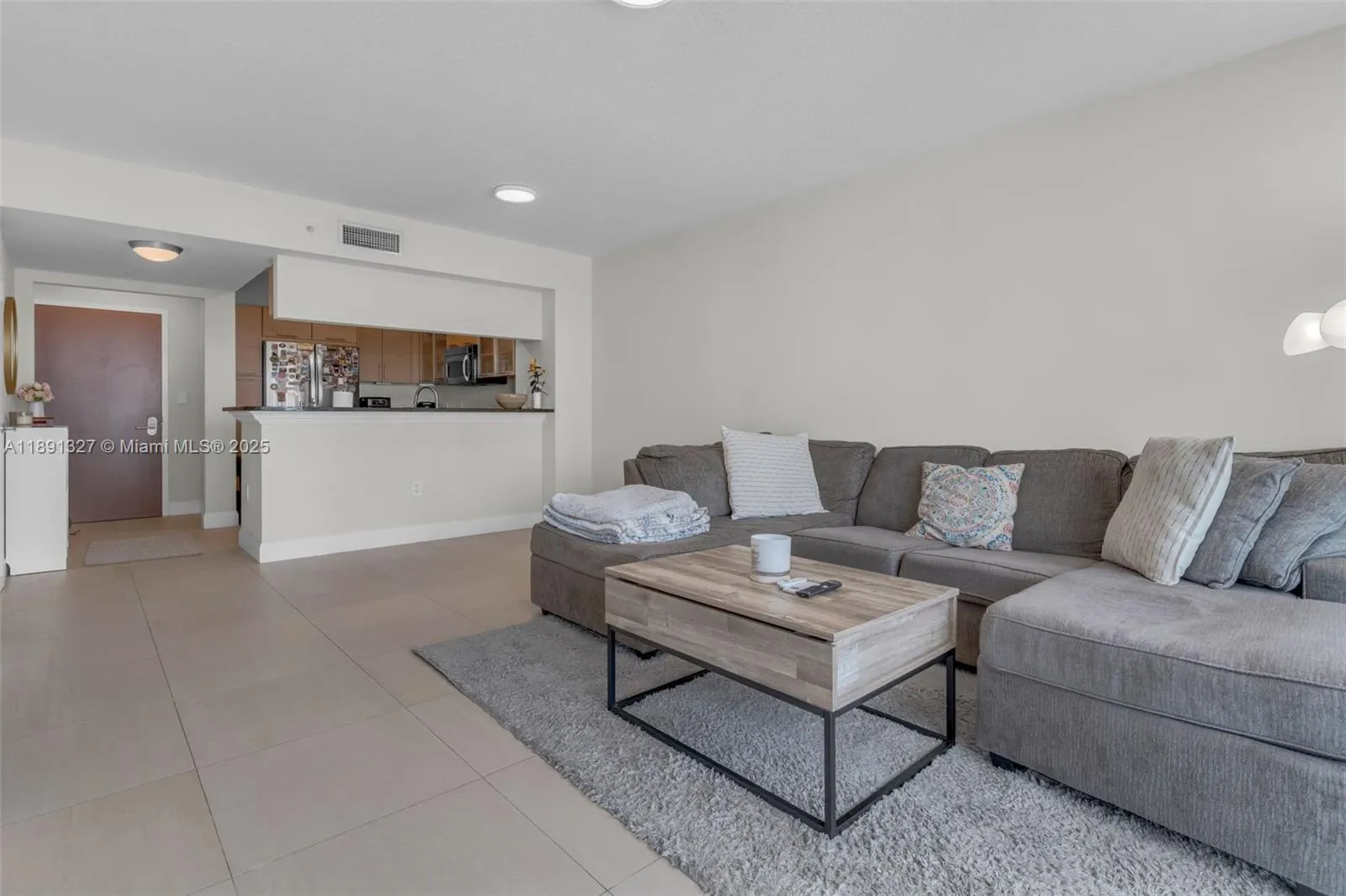 31 SE 5th St, #2607