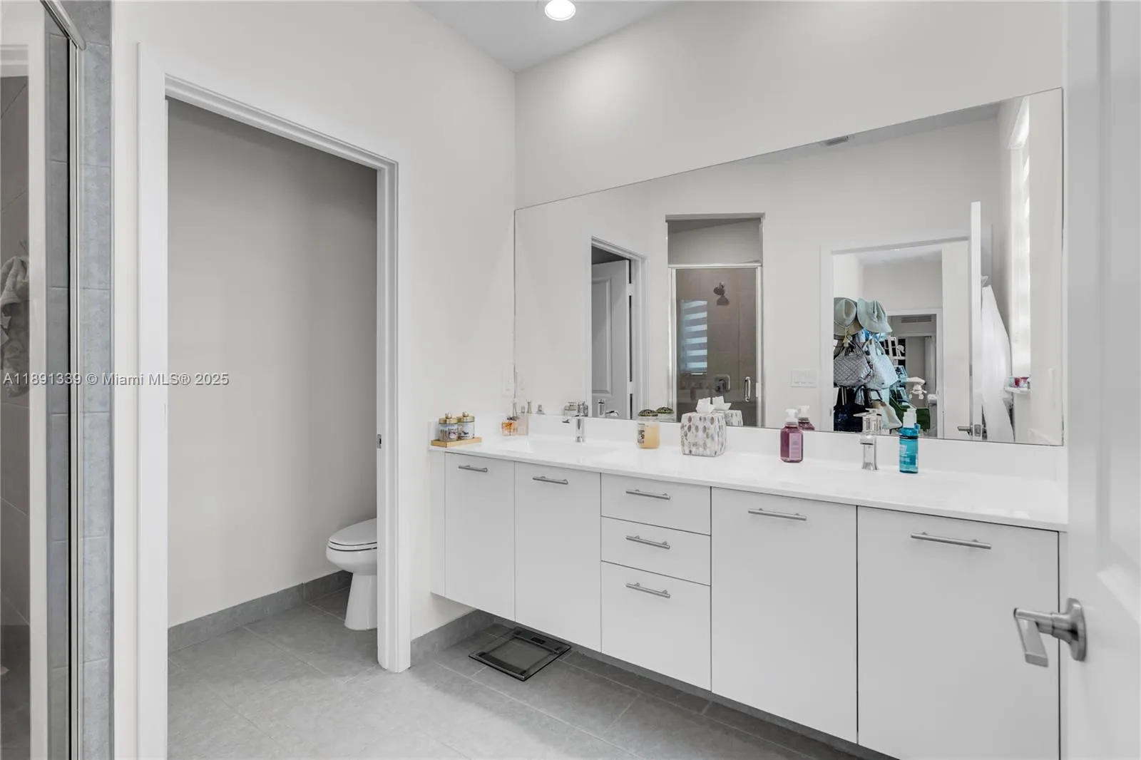 4608 NW 83rd Pkwy, #0