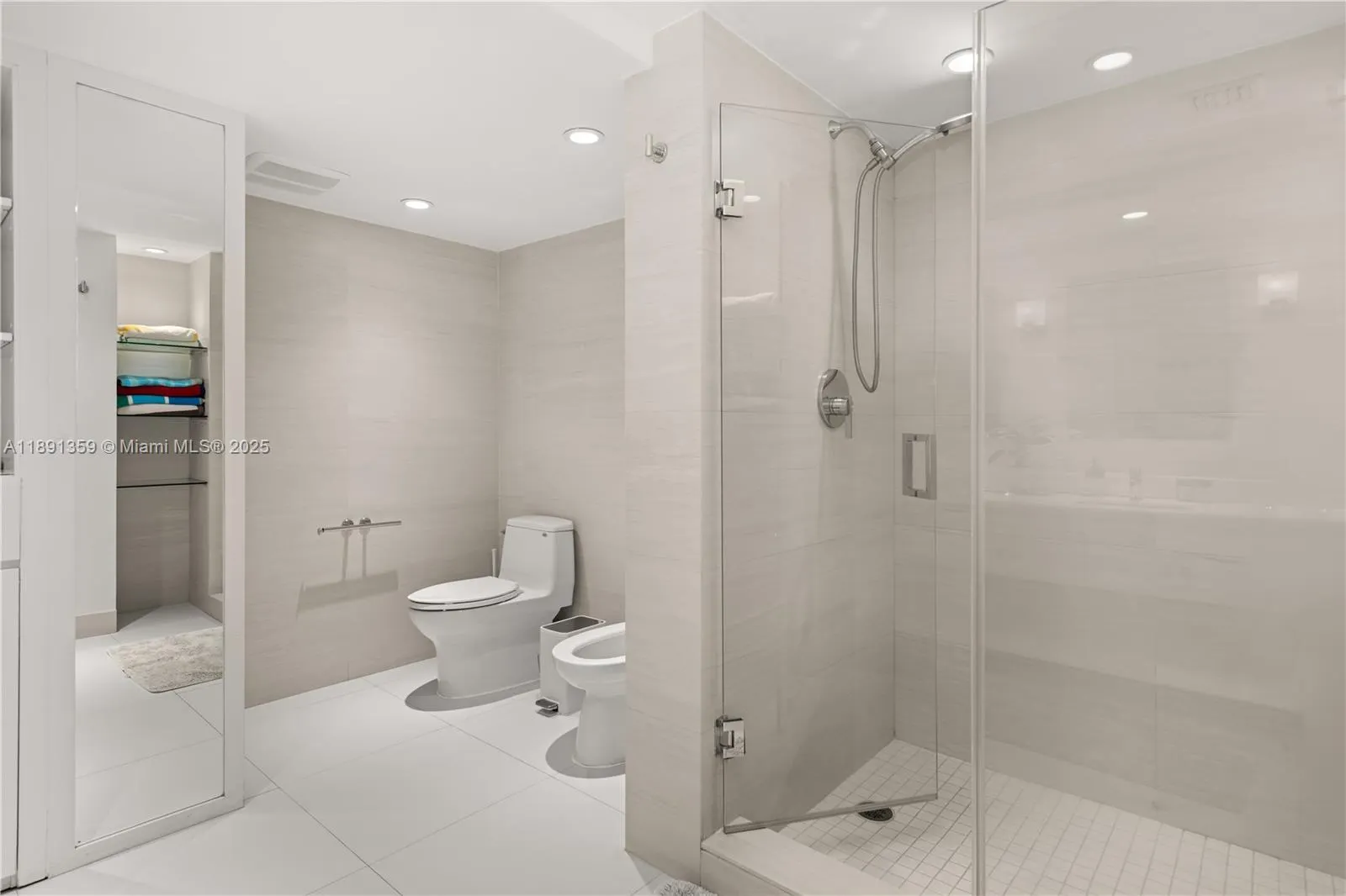 101 Crandon Blvd, #379