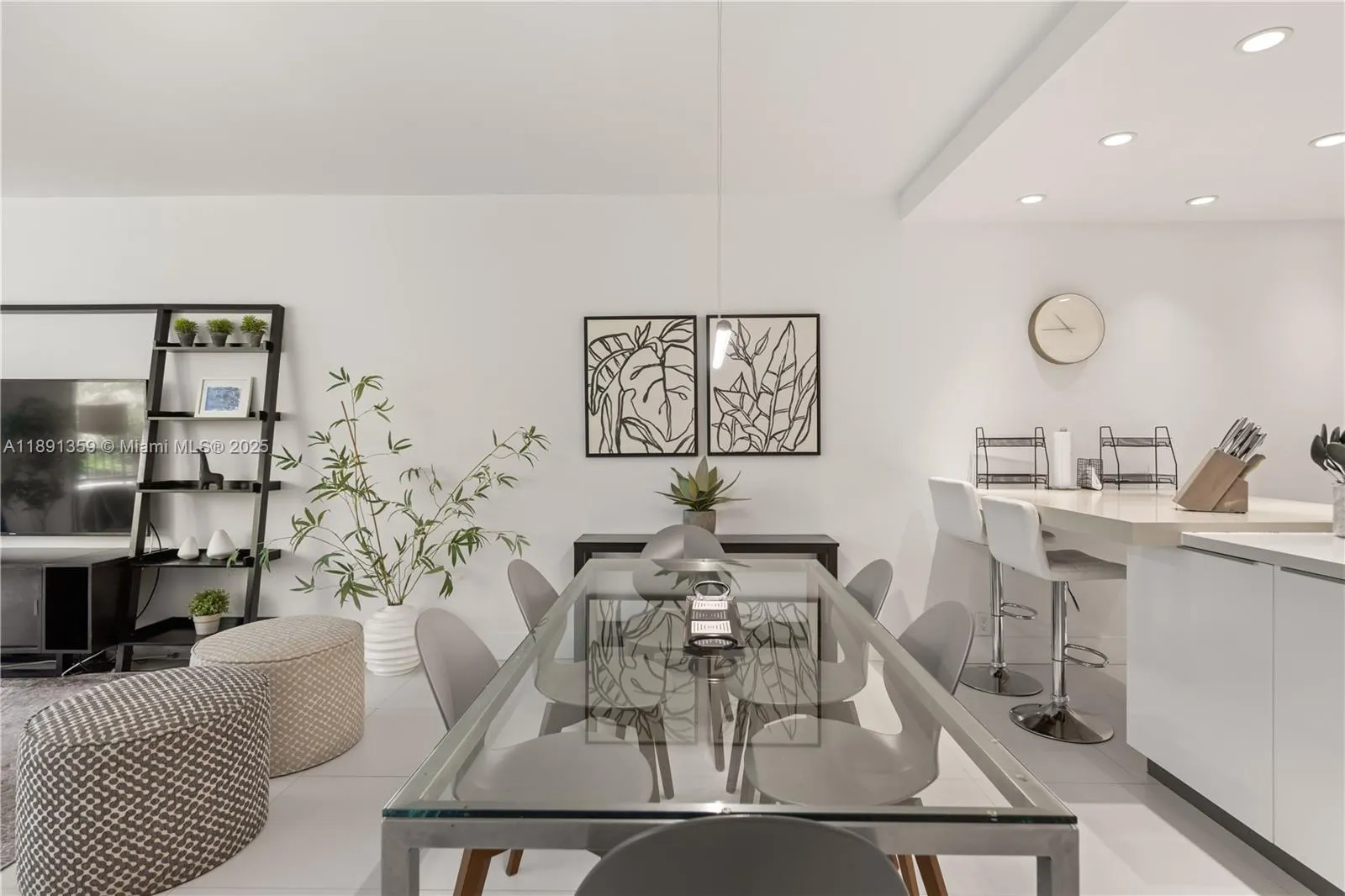 101 Crandon Blvd, #379