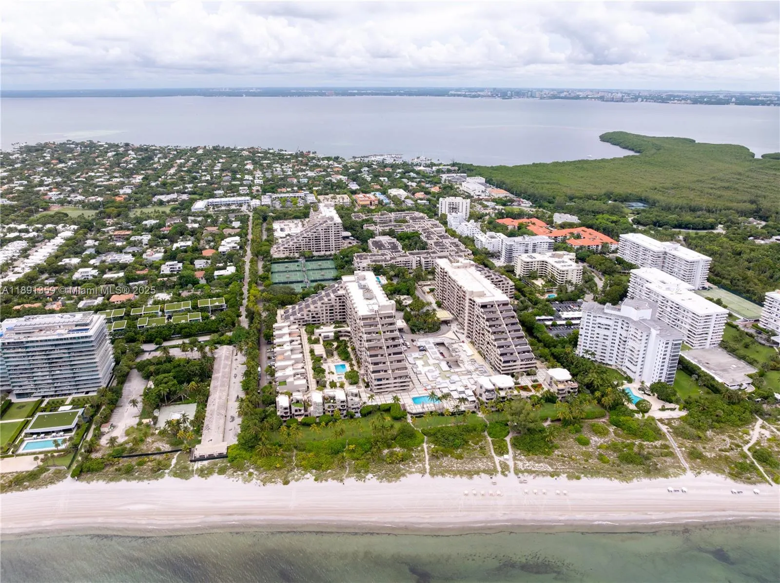 101 Crandon Blvd, #379