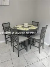 3161 NW 4th St, #B