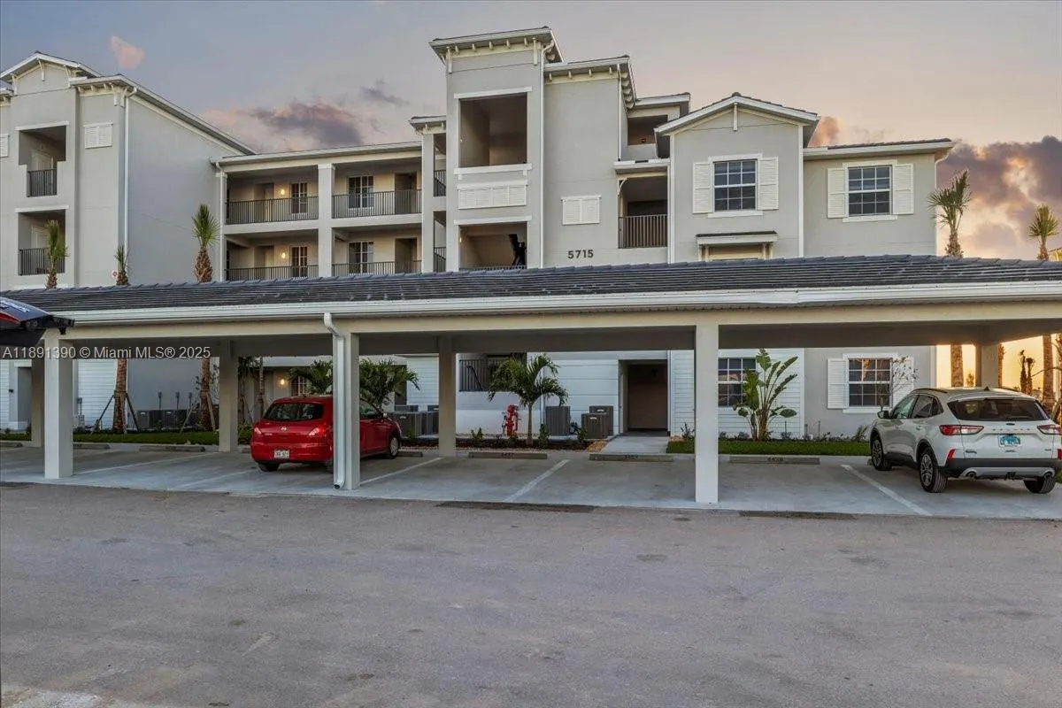 5715 Double Eagle Circle, #4446