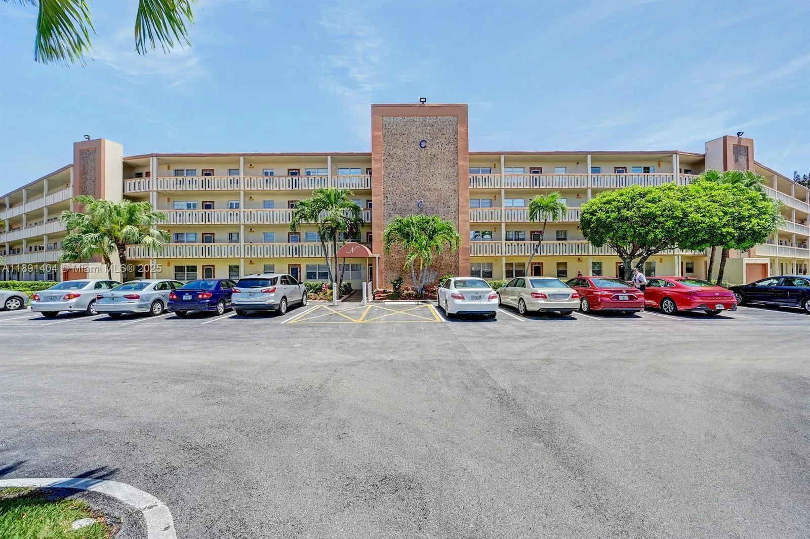2049 NewCastle C, #2049