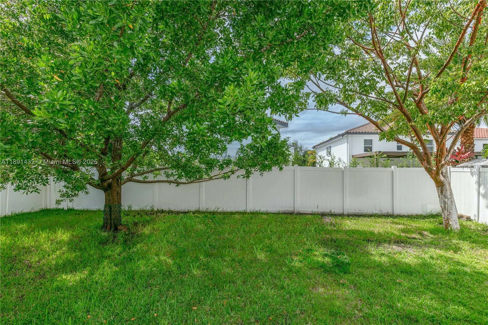 9036 SW 170th Pl