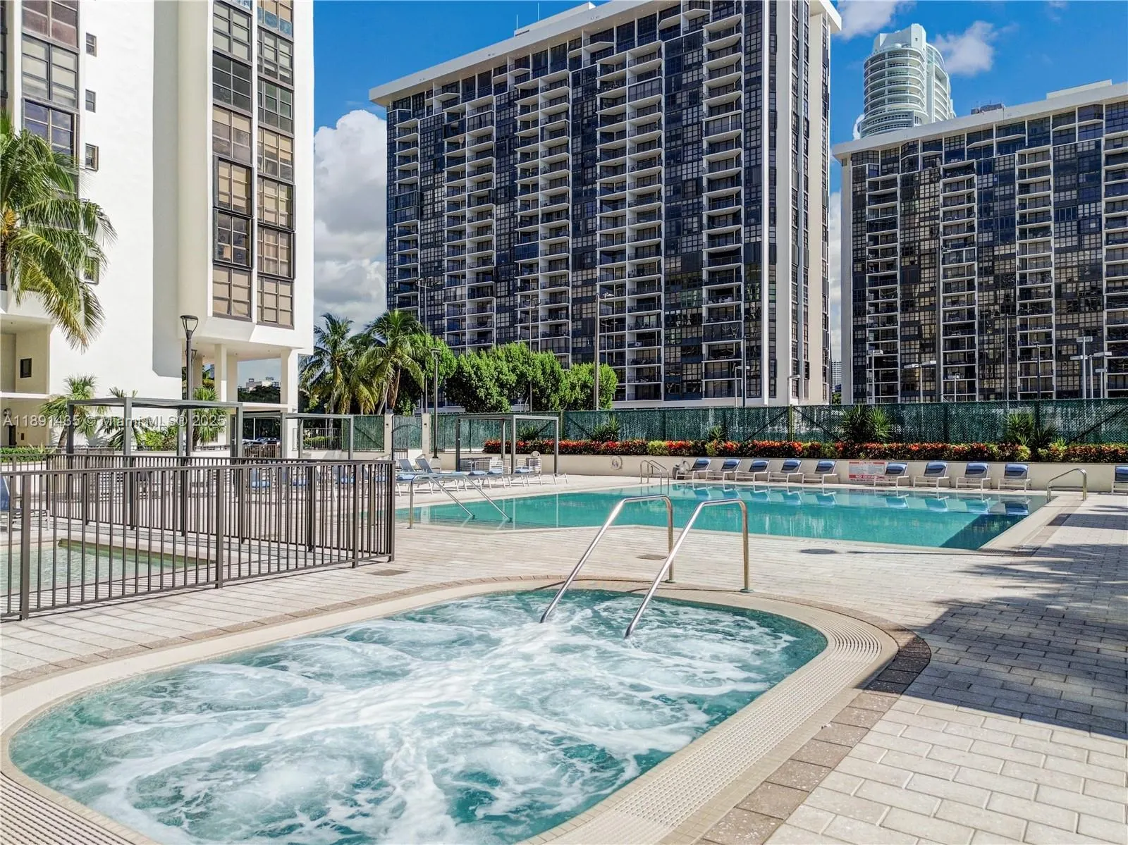 1901 Brickell Ave, #B413