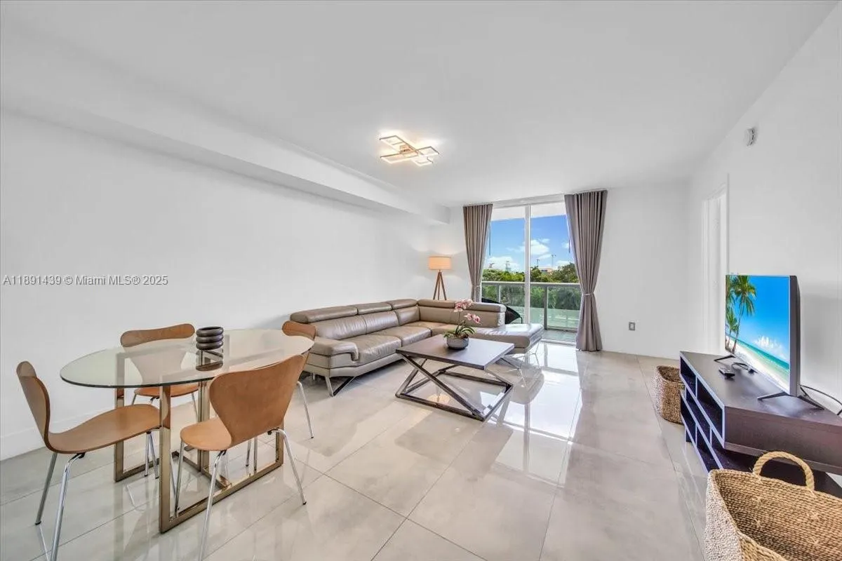 50 Biscayne Blvd, #512