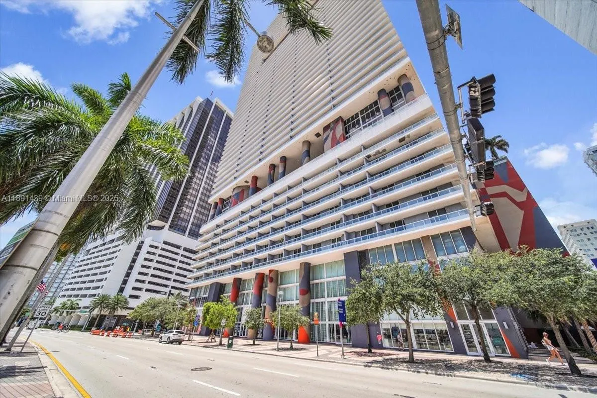 50 Biscayne Blvd, #512