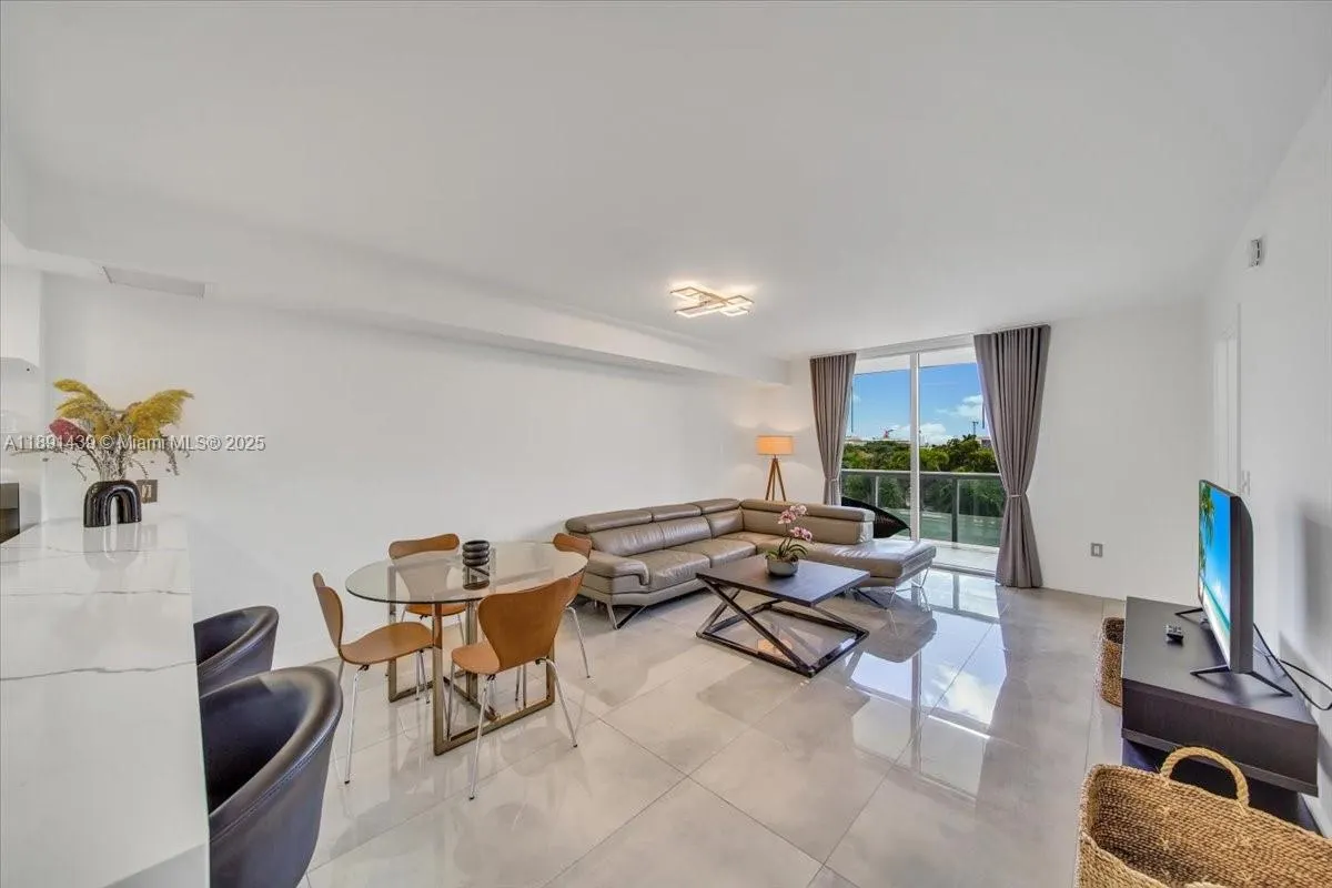 50 Biscayne Blvd, #512