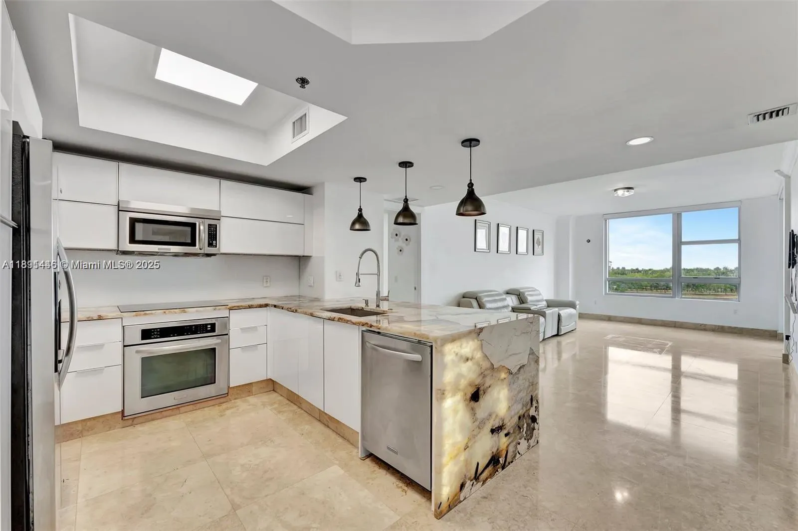 2641 N Flamingo Rd, #603N