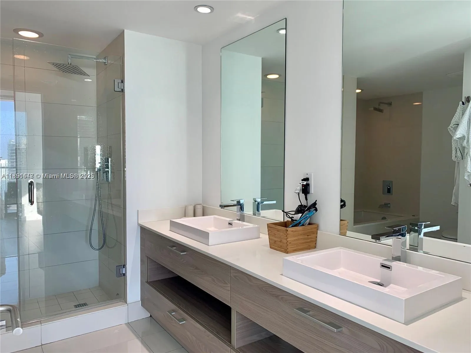 1300 S Miami Ave, #2310