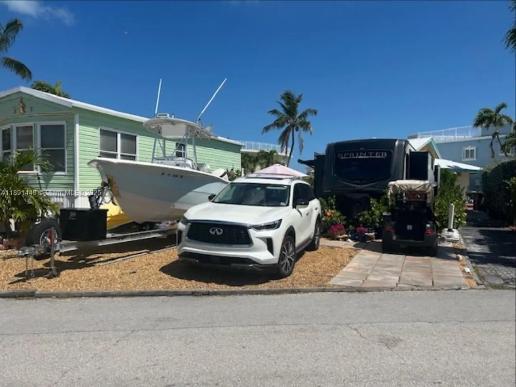 65821 Overseas Hwy, #99