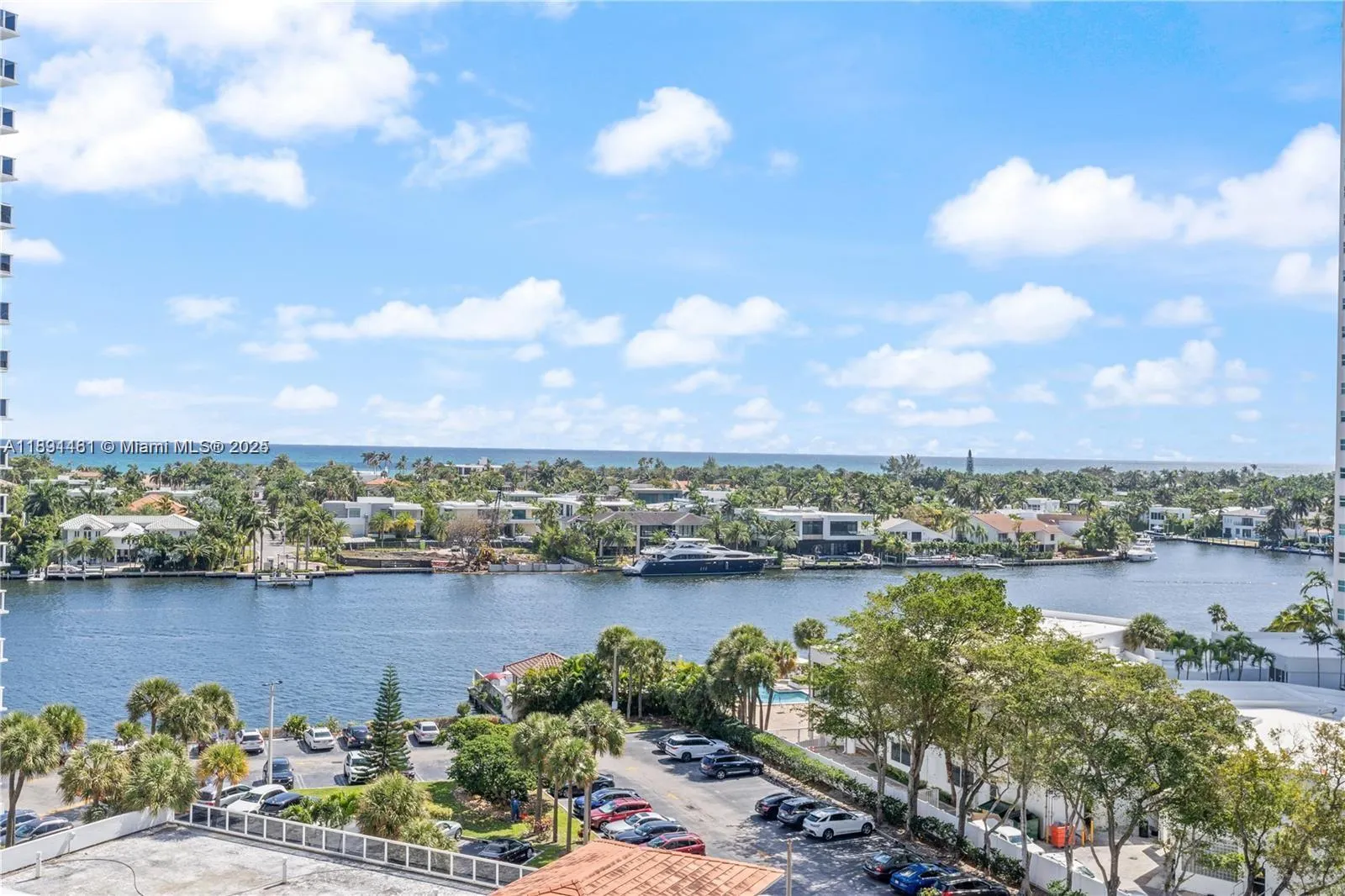 20505 E Country Club Dr, #1537