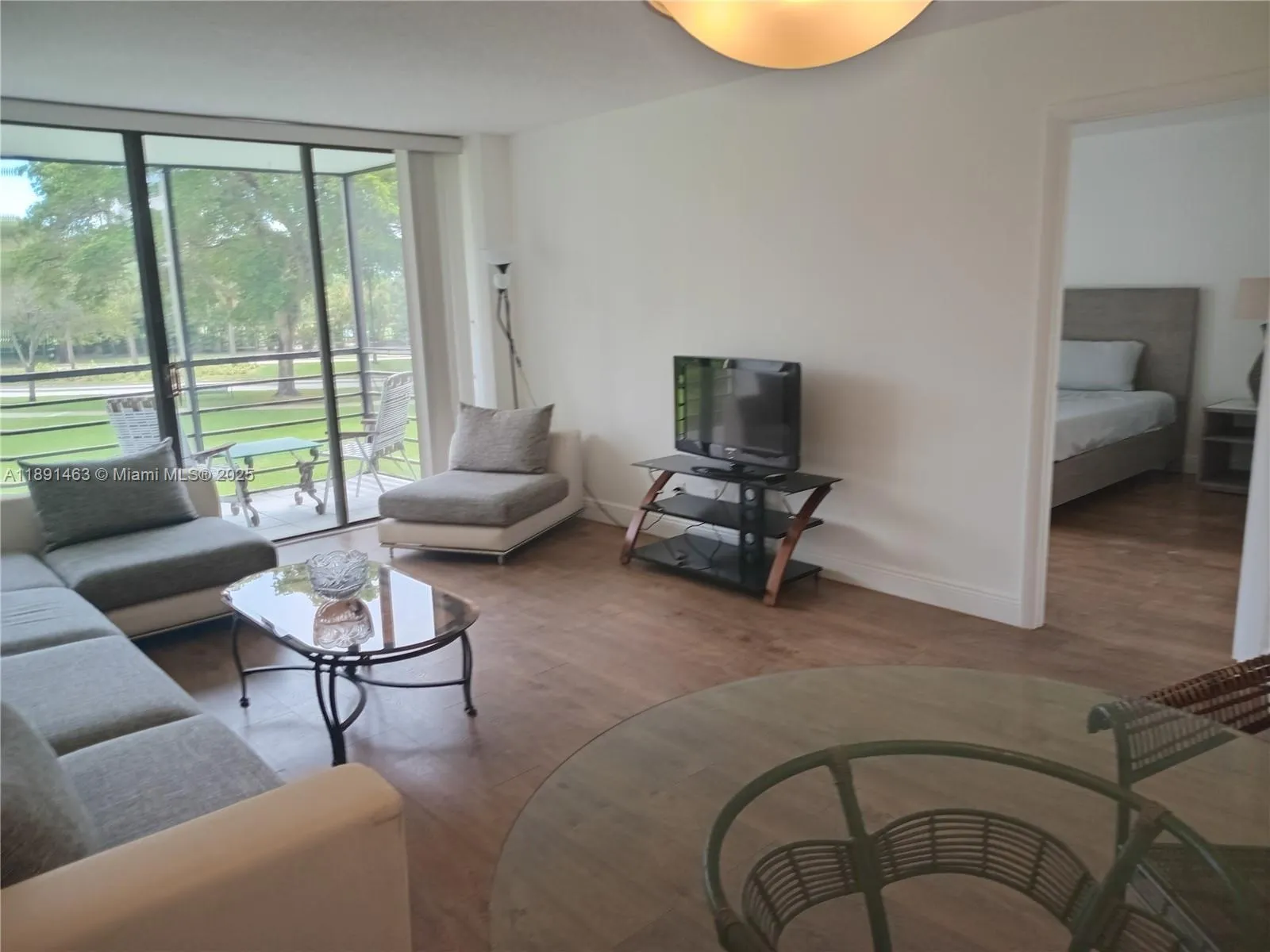 20400 W Country Club Dr, #209