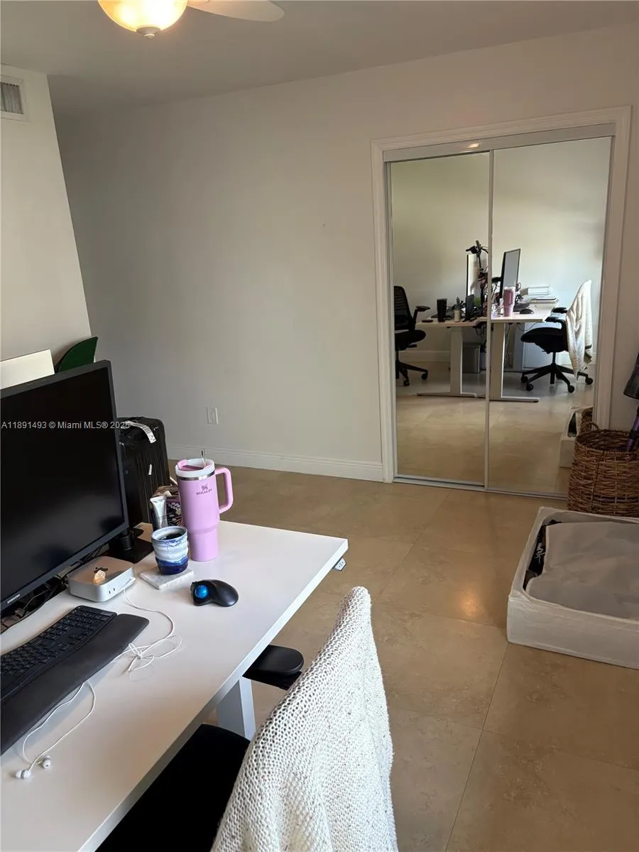 5555 Ludlam Rd, #25