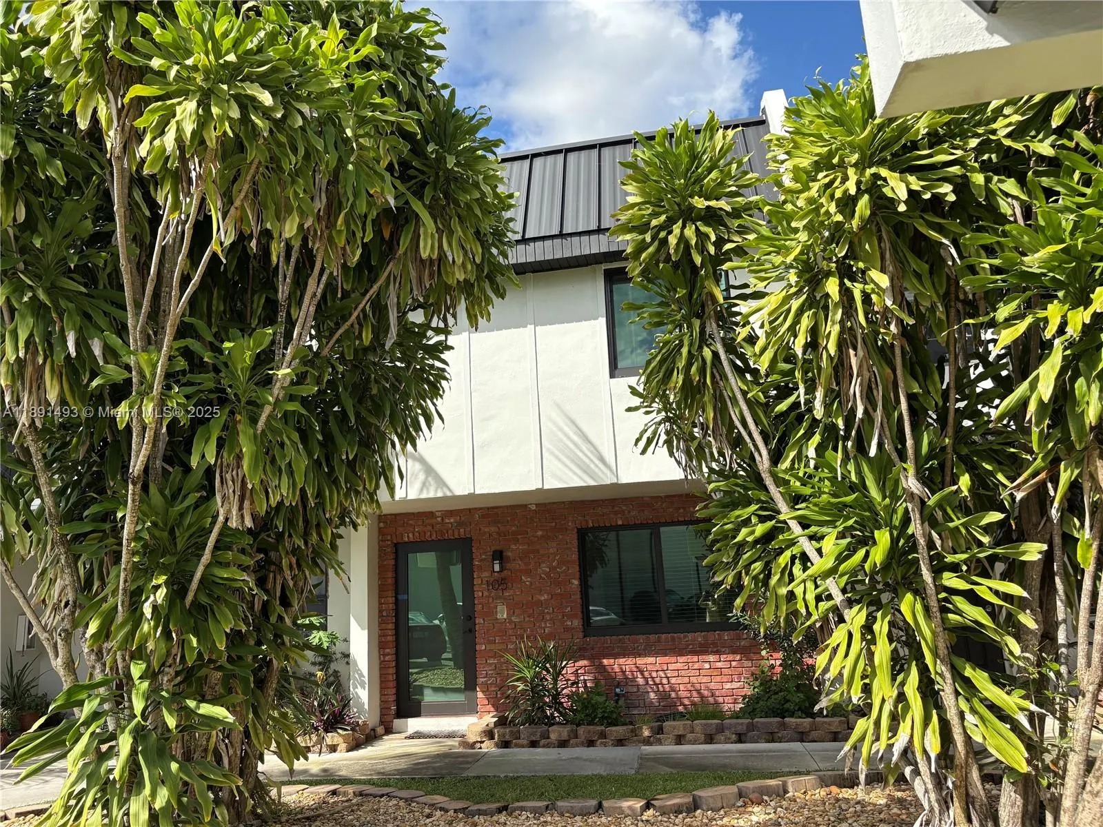 5555 Ludlam Rd, #25