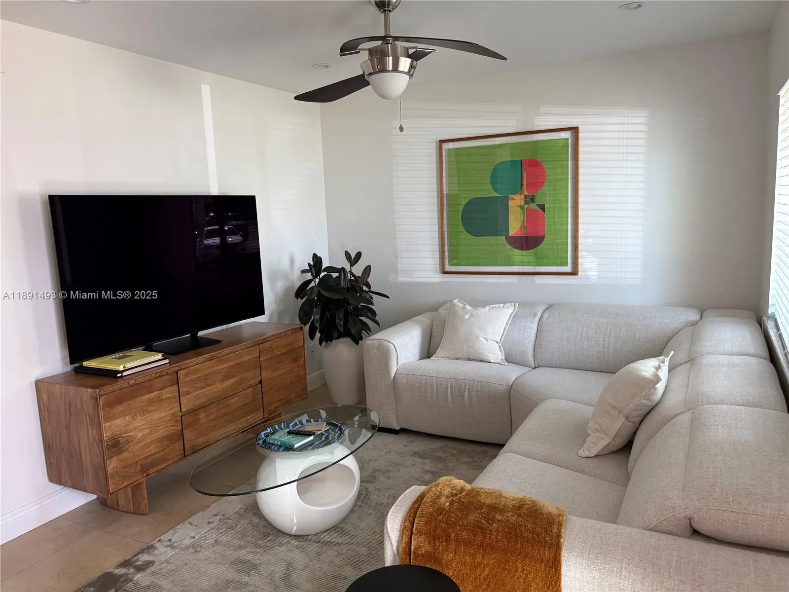 5555 Ludlam Rd, #25