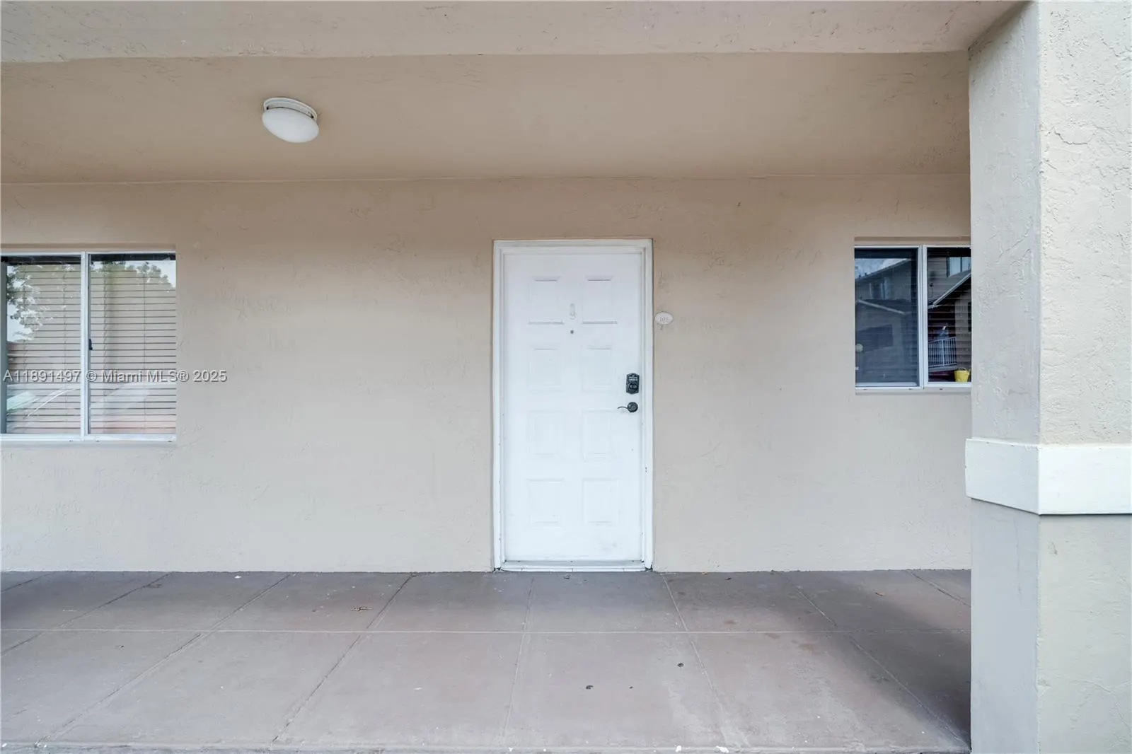 3021 W 76th St, #C-109