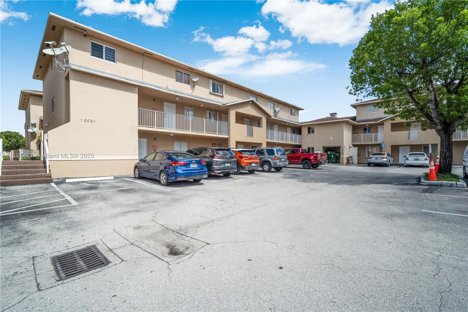 3021 W 76th St, #C-109