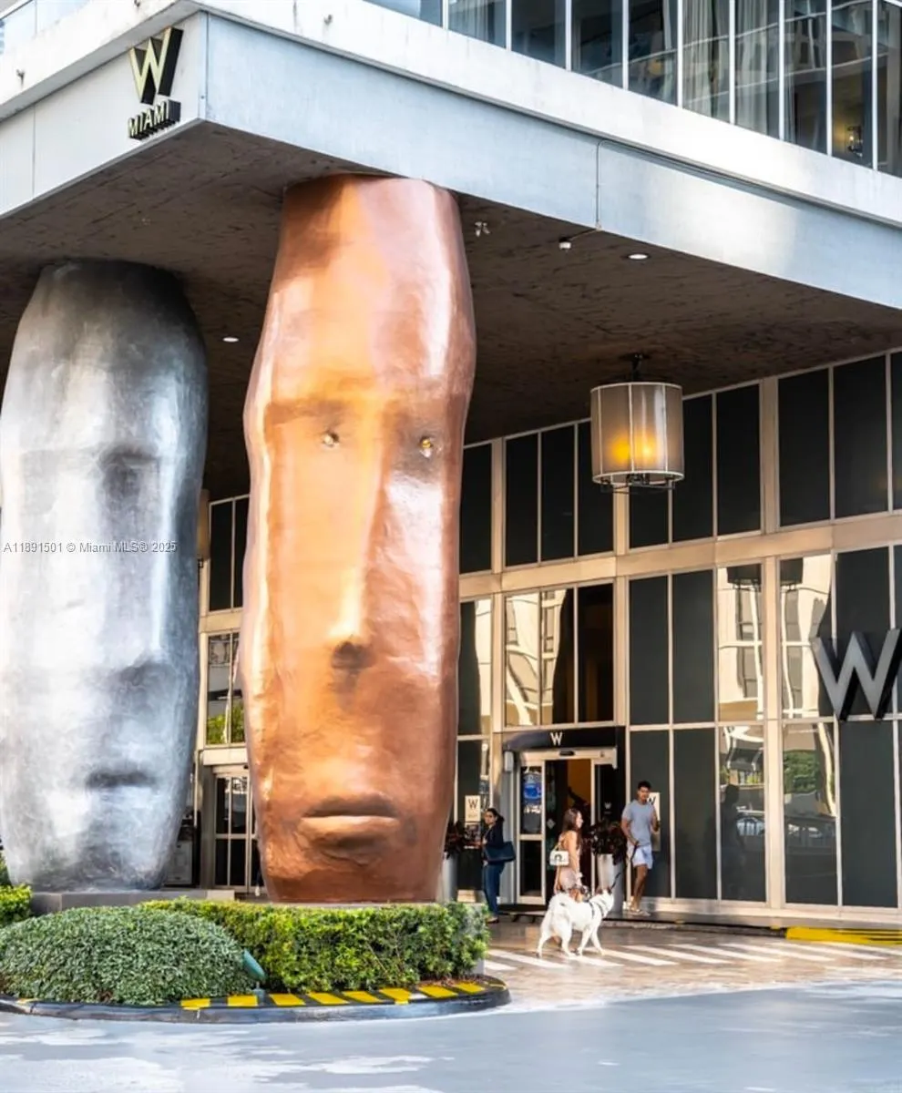495 Brickell Ave, #3706