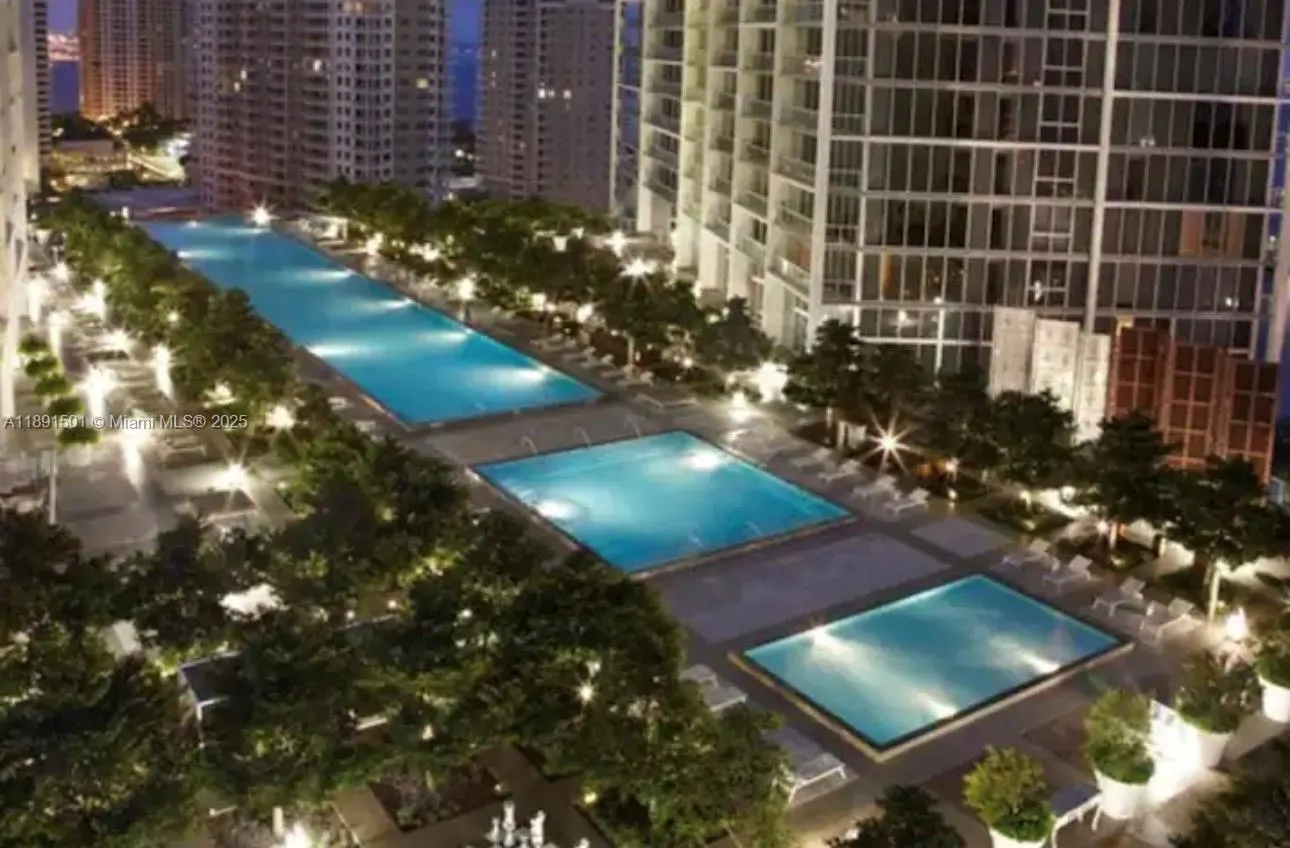 495 Brickell Ave, #3706