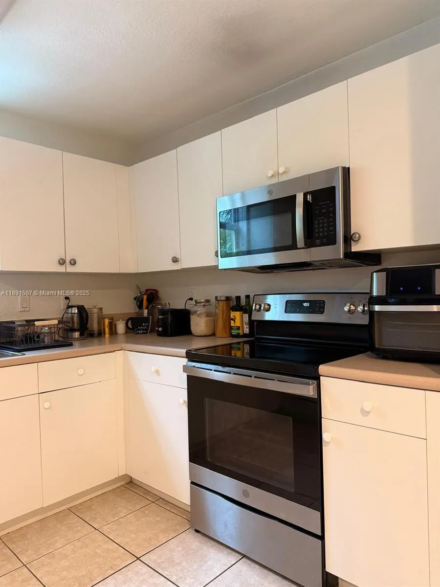 11102 NW 83rd St, #226