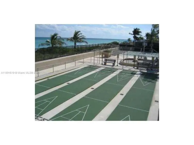 1980 S OCEAN DR, #9M