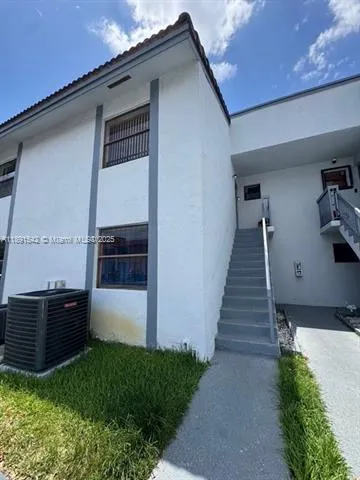 2730 W 63rd Pl, #21-26