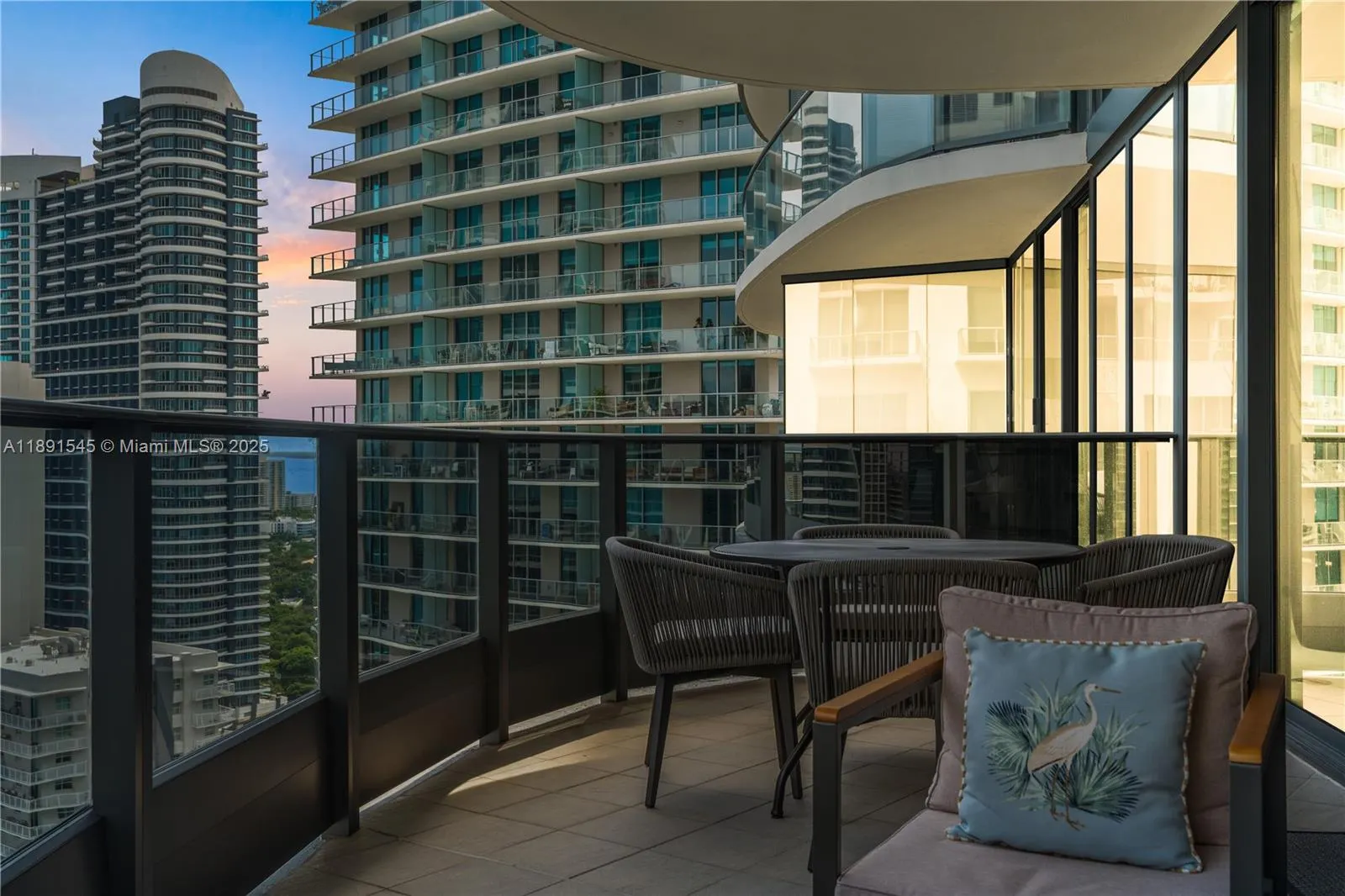 1000 Brickell Plz, #3401