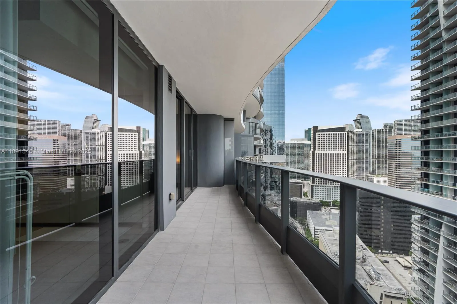 1000 Brickell Plz, #3401