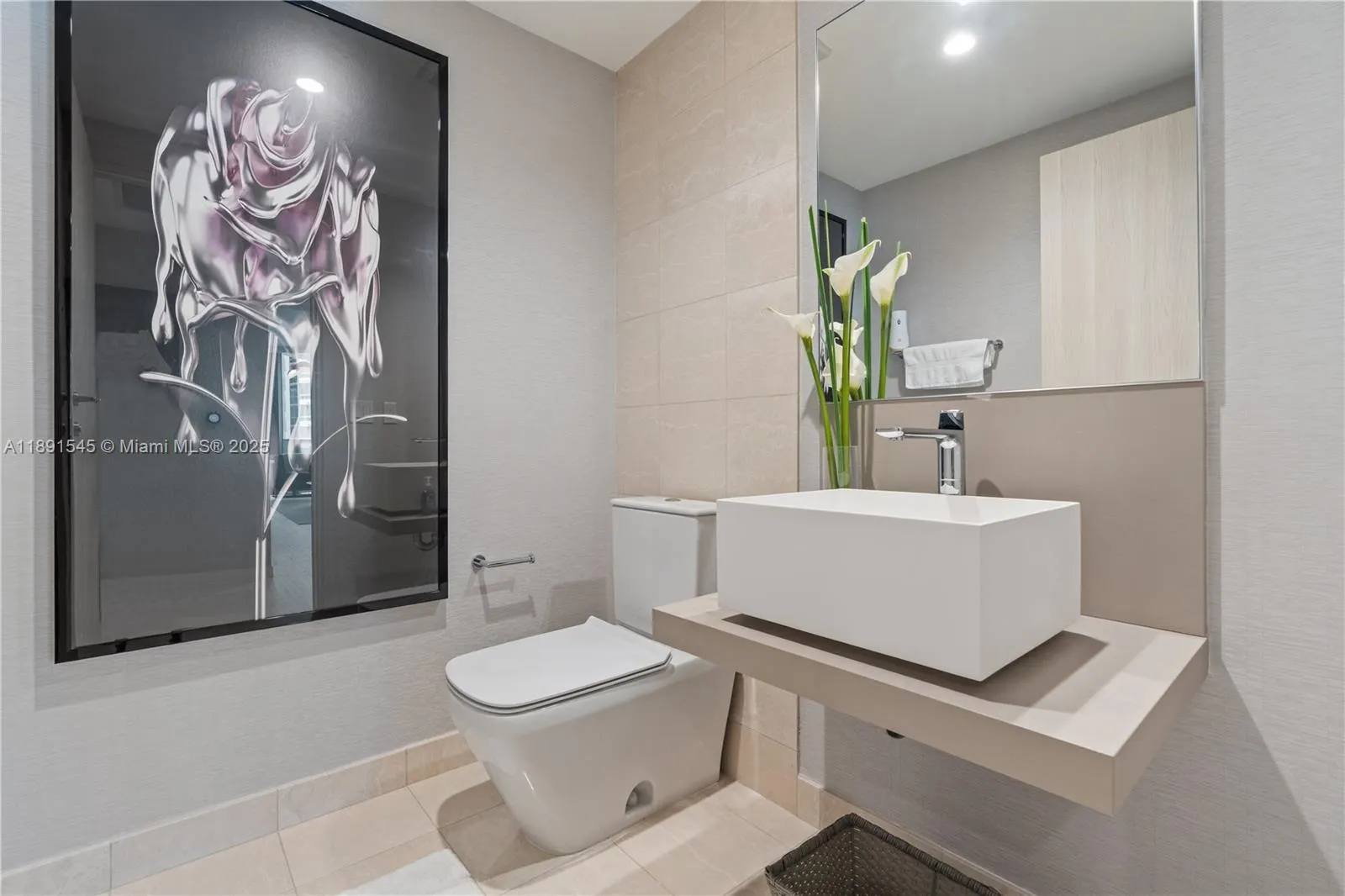 1000 Brickell Plz, #3401
