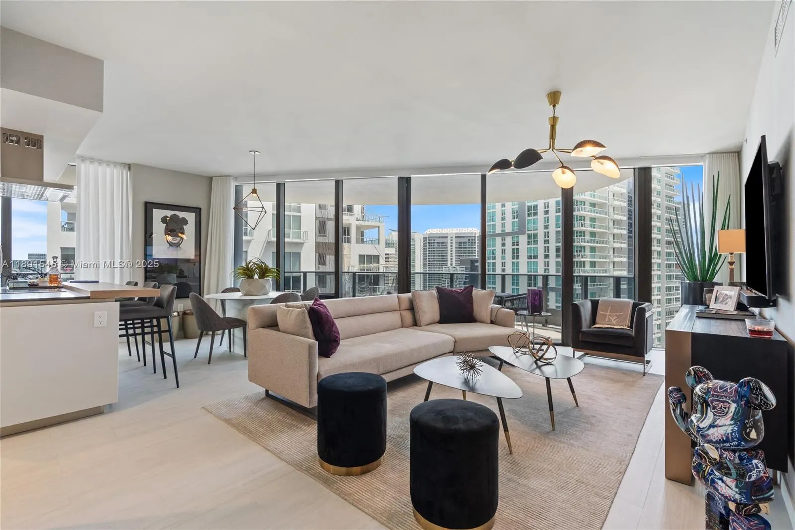 1000 Brickell Plz, #3401