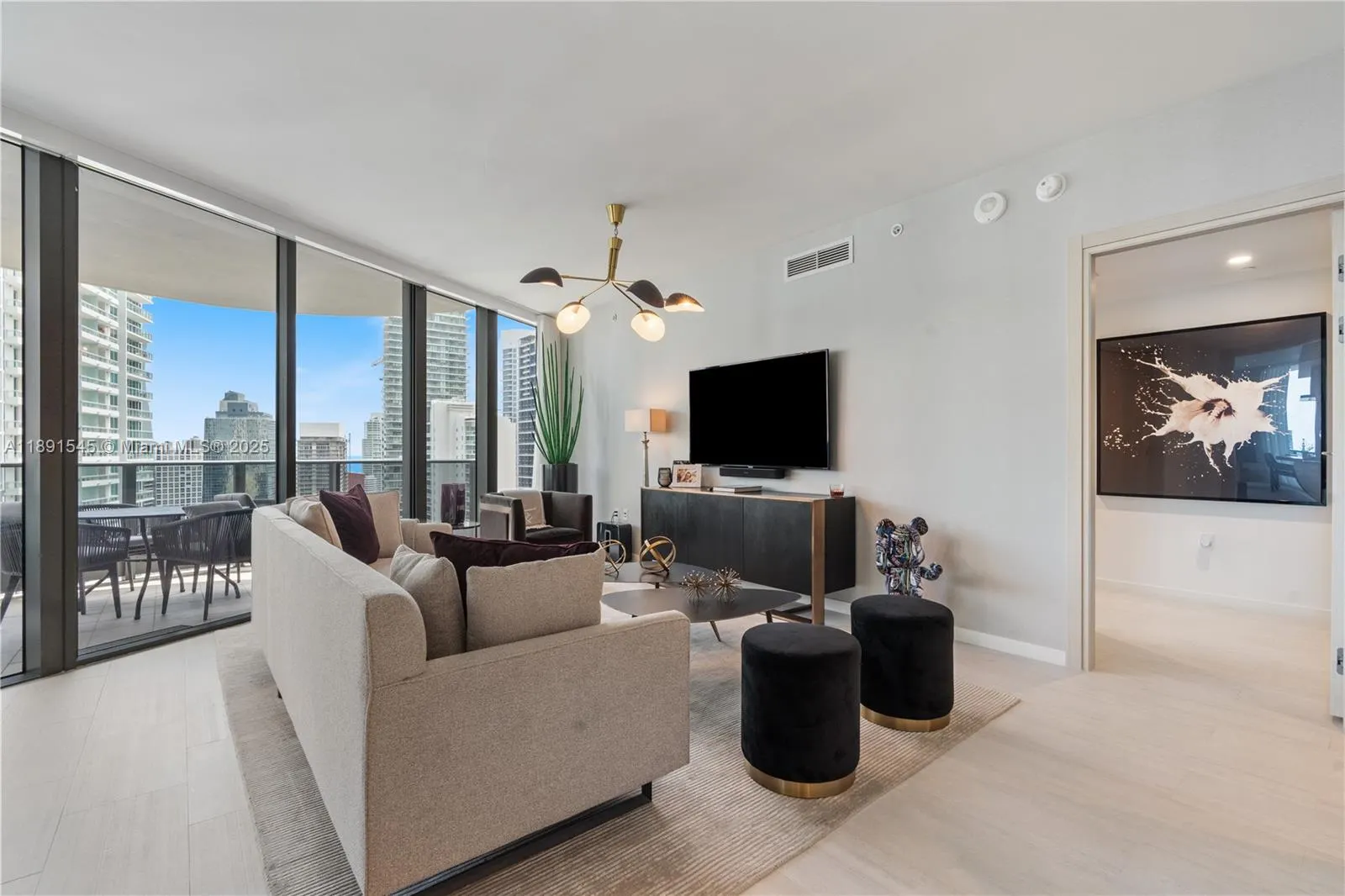1000 Brickell Plz, #3401