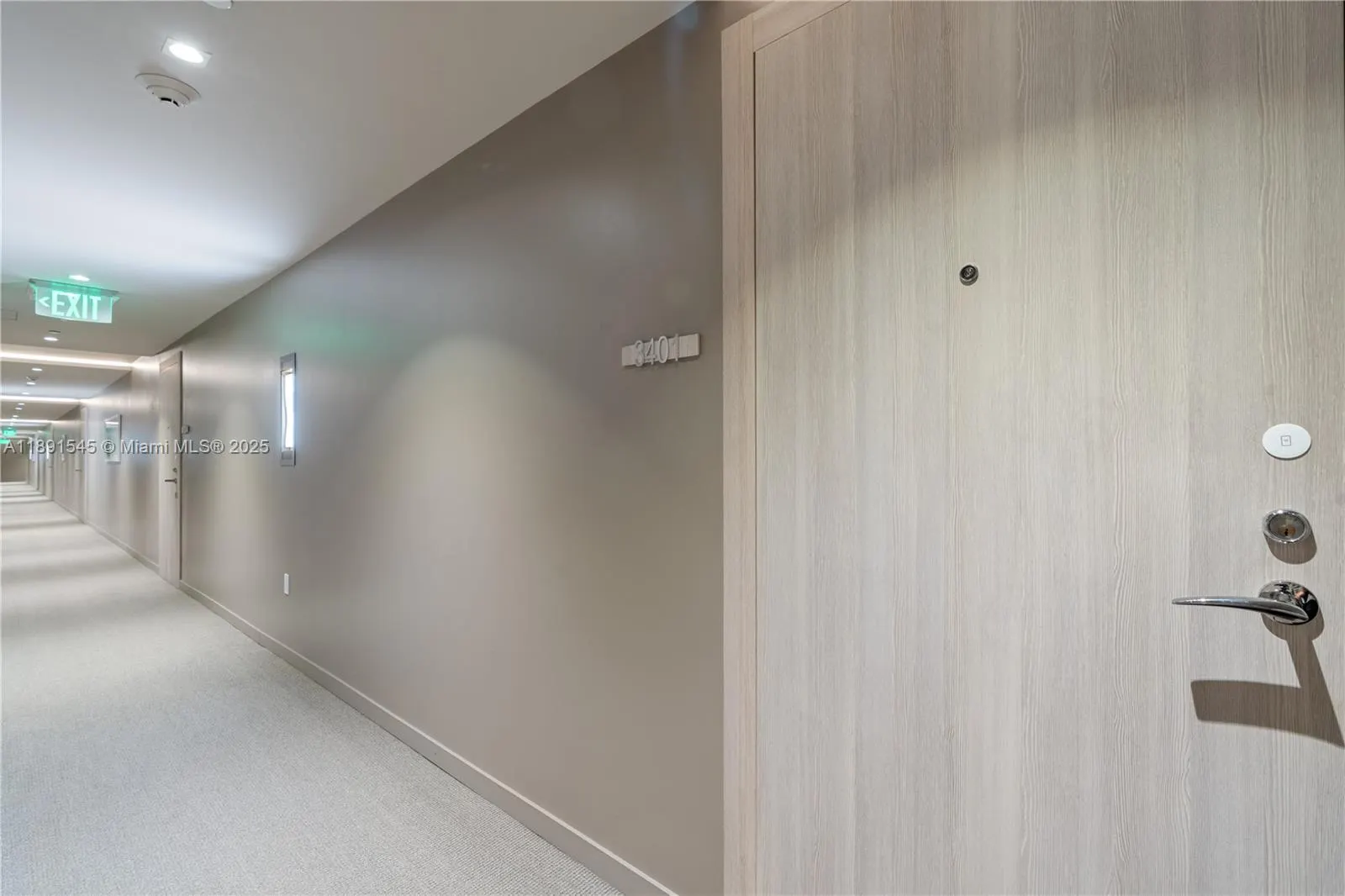 1000 Brickell Plz, #3401