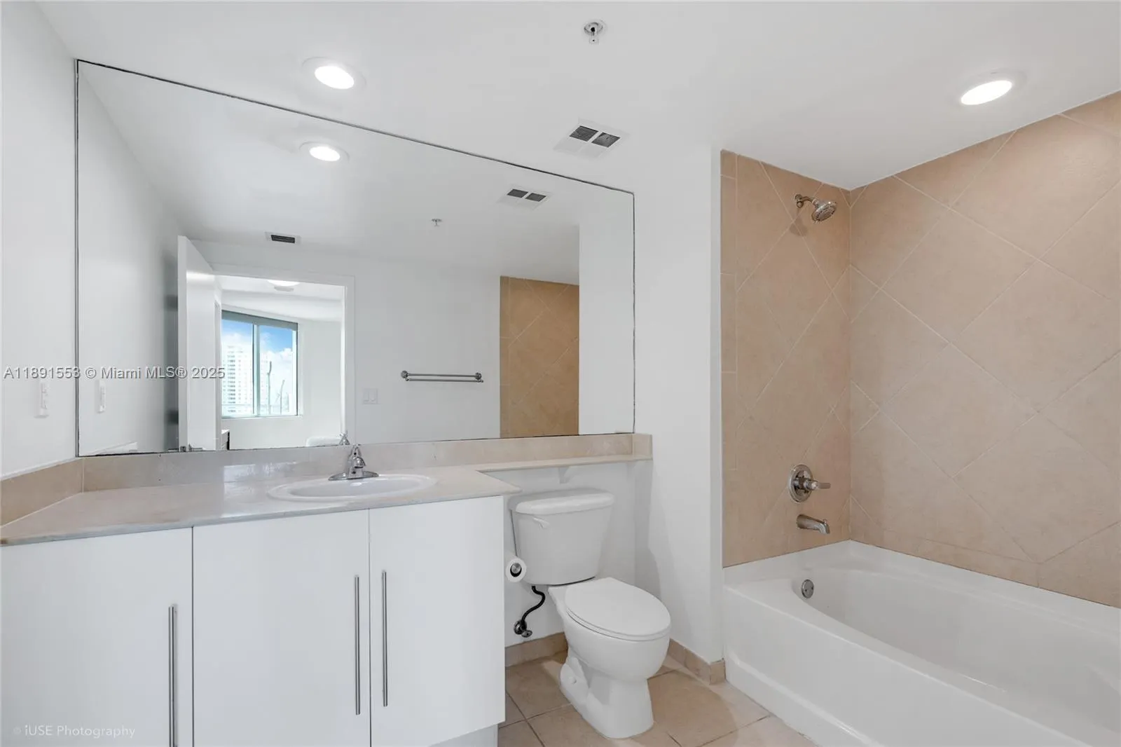 325 S Biscayne Blvd, #1721