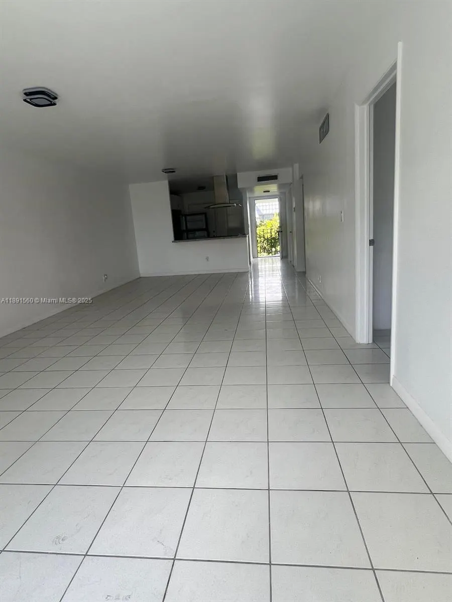 3300 Spanish Moss Ter, #411